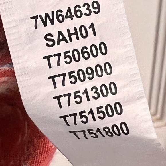 LUCKY BRAND || Floral Blouse with Back Cutout and Flutter Sleeves Large - Picture 15 of 16